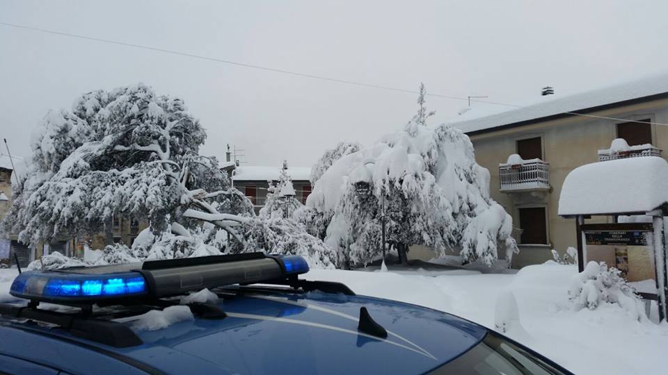 polizia stradale fonni neve