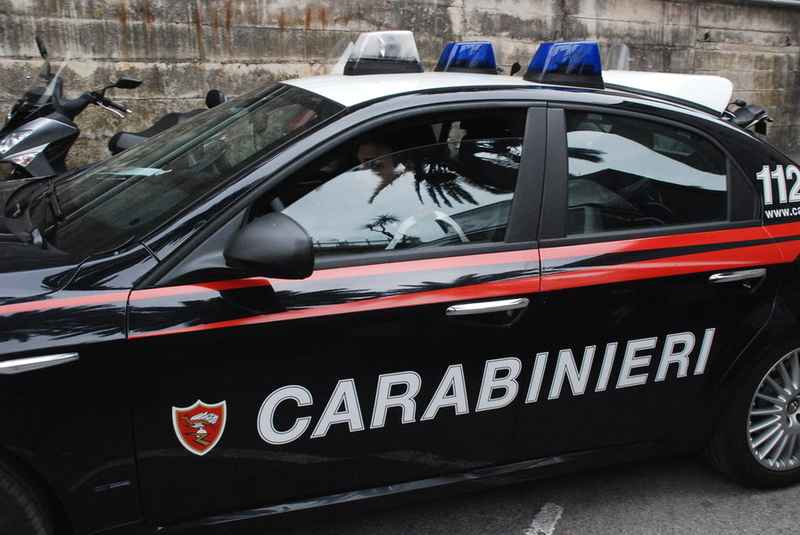 Olbia, spaccio di droga: colluttazione nel centro storico, ferito un Carabiniere