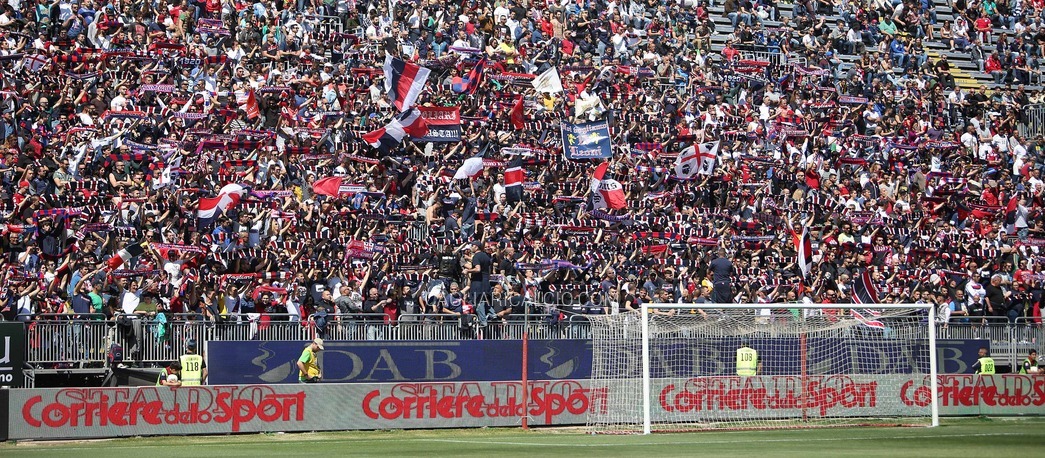 Cagliari, tutto esaurito al Sant'Elia: lo stadio sarà una bolgia