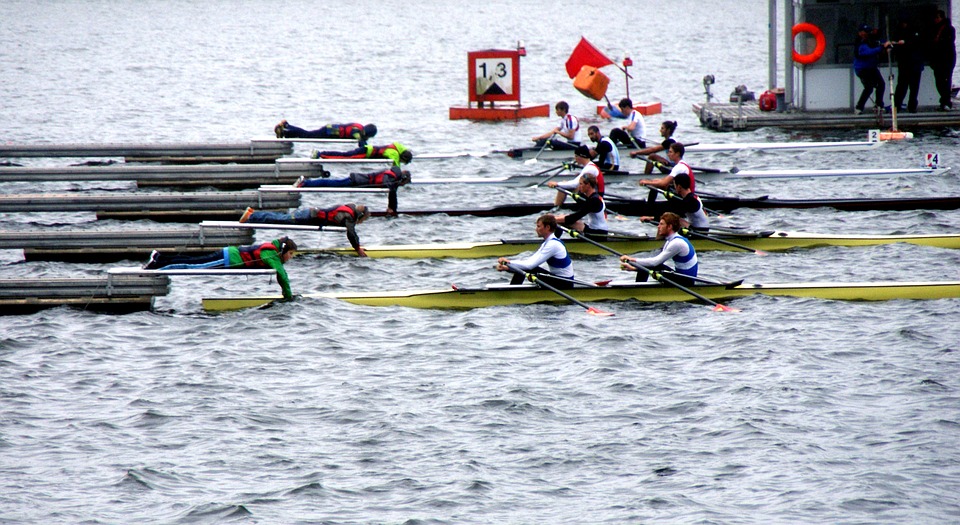 Sport: pioggia di medaglie per i canottieri olbiesi