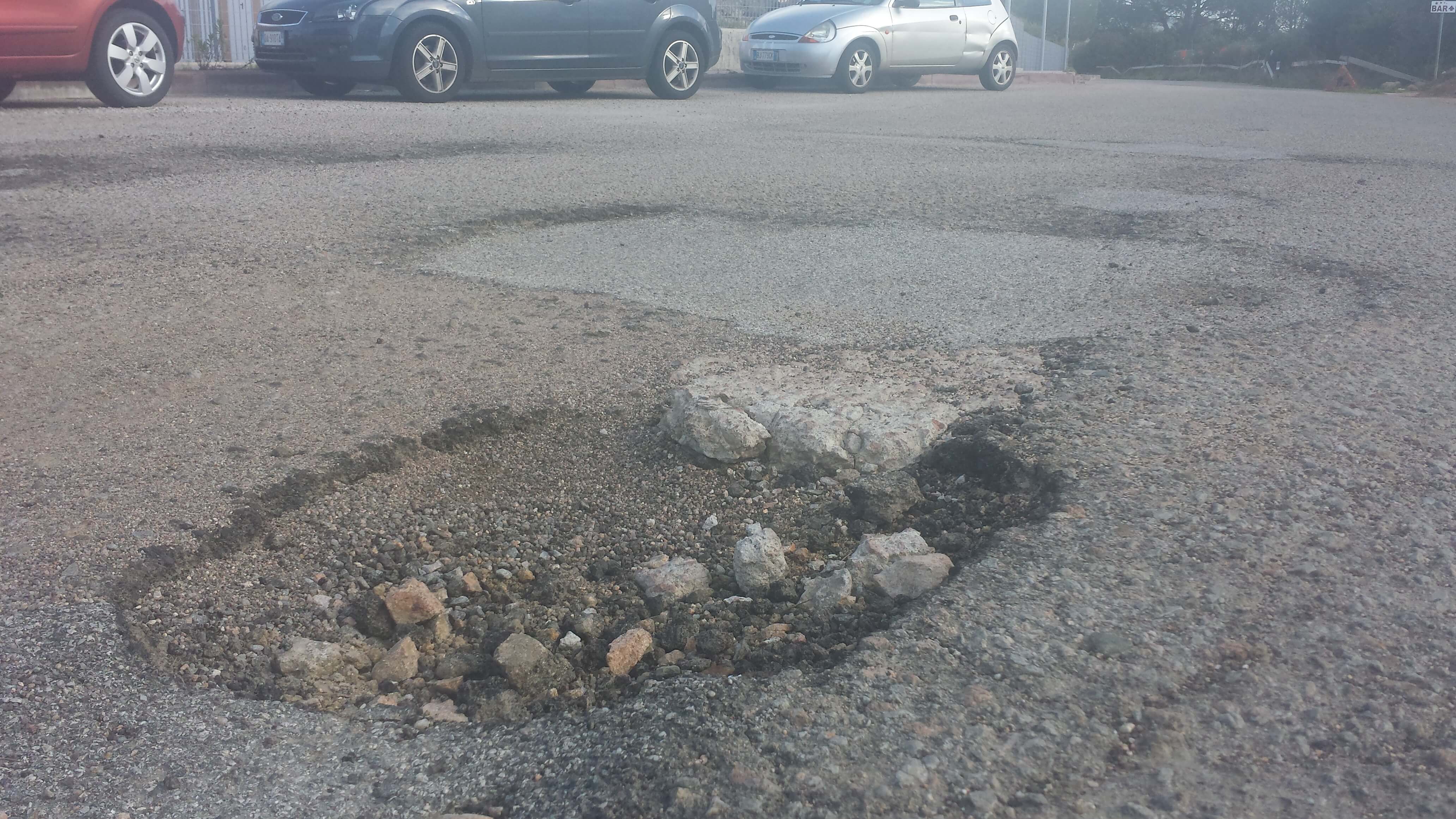 buche strade inps olbia asfalto