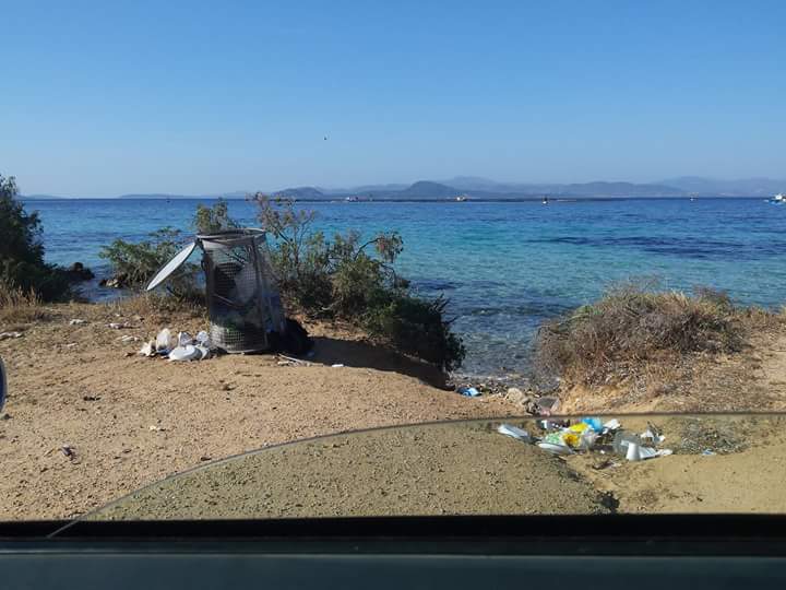 golfo aranci camper camperisti barracconi reflui rifiuti spazzatura