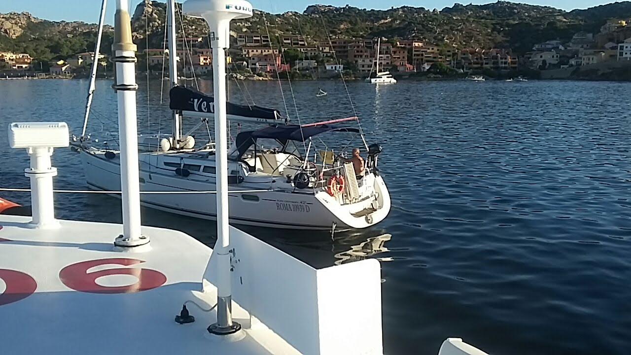 guardia costiera barca incagliata la maddalena