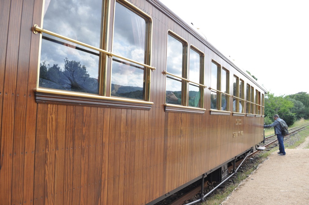 educational trenino verde diga liscia lago arzachena stazione ferrovia arst palau101