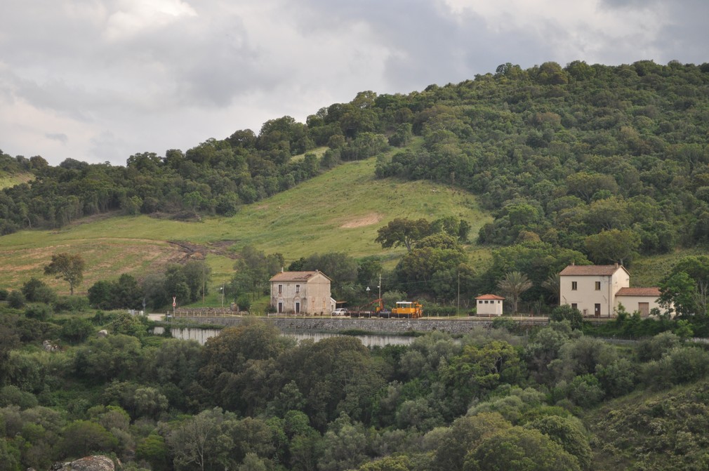 educational trenino verde diga liscia lago arzachena stazione ferrovia arst palau109