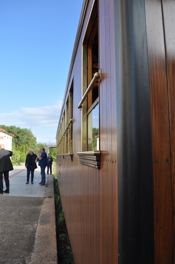 educational trenino verde diga liscia lago arzachena stazione ferrovia arst palau130