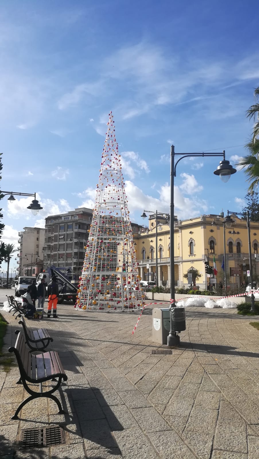 albero di natale olbia 2018