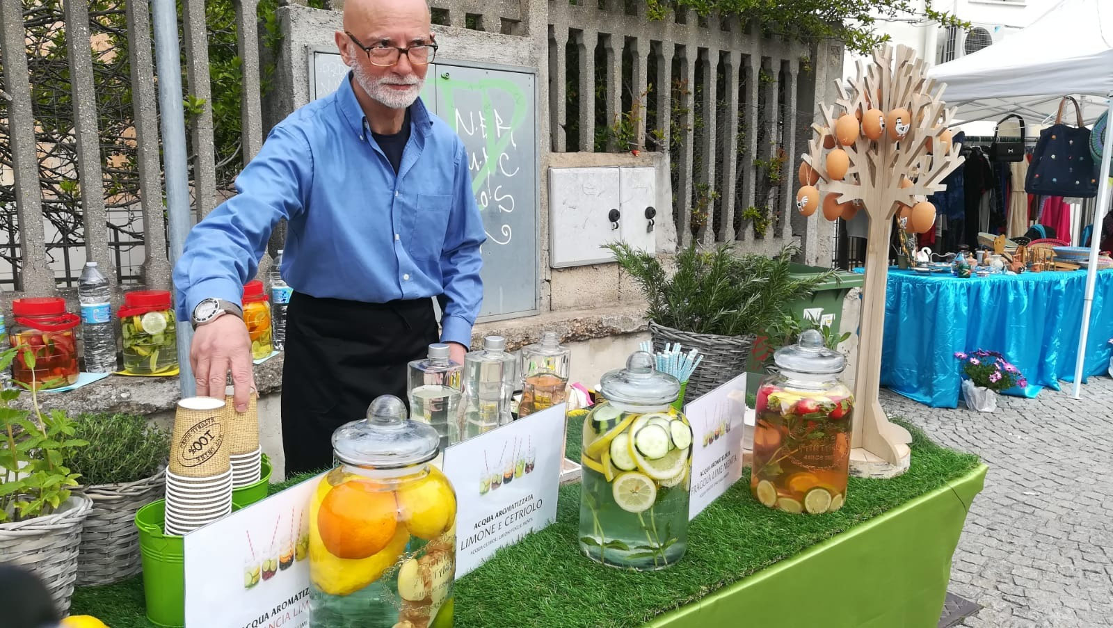 mercato-porto-romano-acqua-aromatica-nino