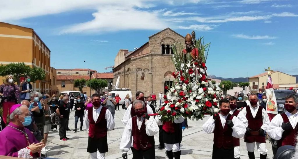 Olbia, San Simplicio e la processione senza corteo, ma tanti occhi pieni di gioia