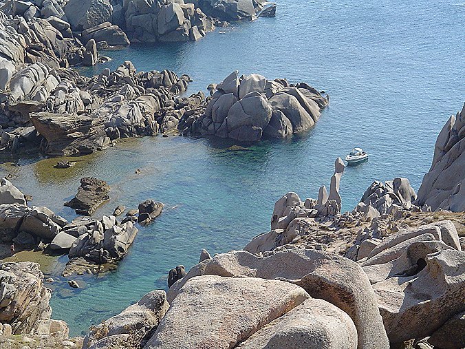 Salvato ragazzo spagnolo disperso nella Valle della Luna a Santa Teresa di Gallura