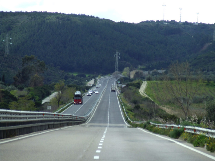 Sardegna, Osservatorio Anas: picchi di 45mila auto sulla ss131