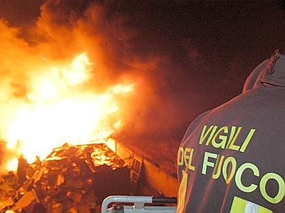 In fiamme la villa dell'ex calciatore Cerasani