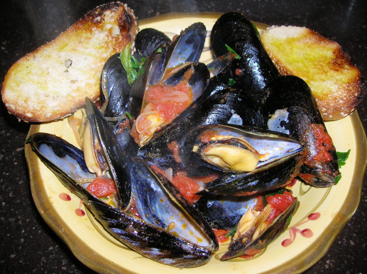 Le ricette di nonna Maria: zuppetta di cozze all'olbiese