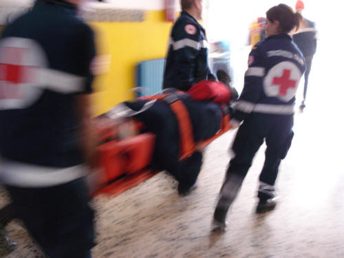 Tragedia a Tempio: uomo muore festeggiando vittoria dell'Italia