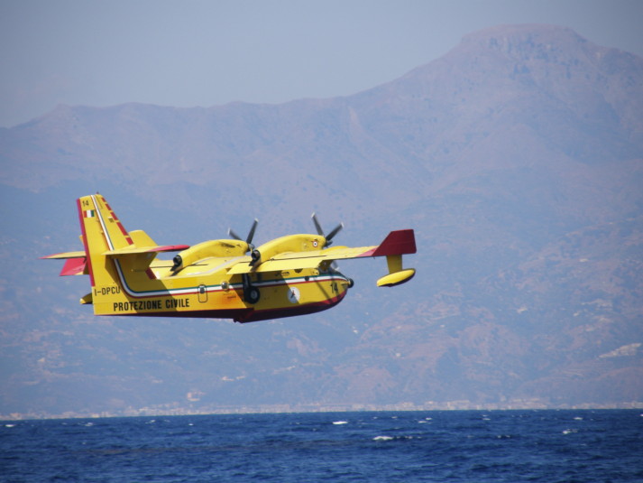 Presidente della Provincia Sanciu su pericolo trasferimento base canadair a Cagliari