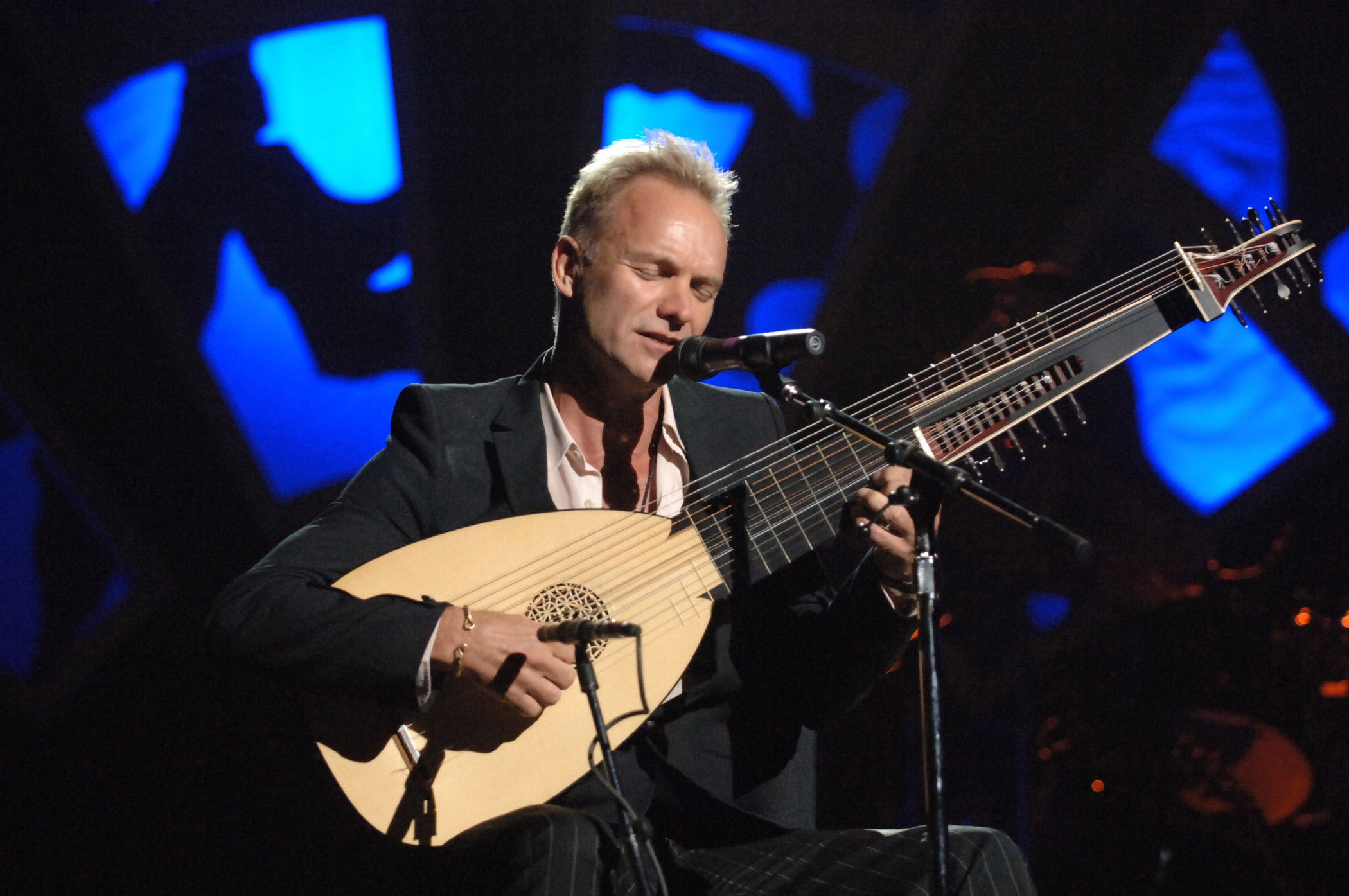 Feste di lusso in Sardegna con Sting