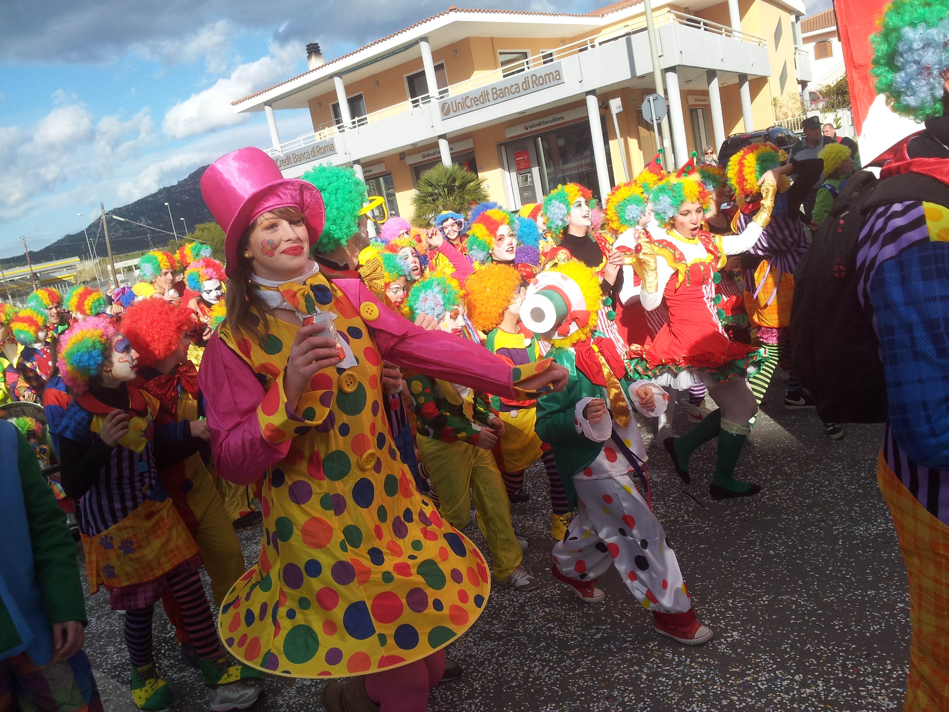 Olbia, si scaldano i motori del Carnevale Olbiese: si parte venerdì con Carnival