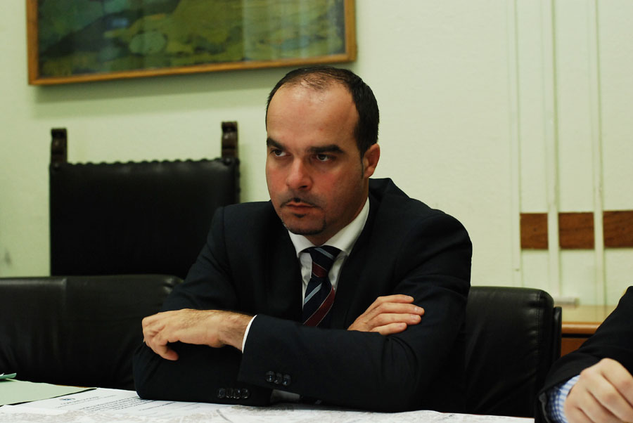 Olbia: annunciata la task-force della bitumazione. Si inizia da via Barcellona