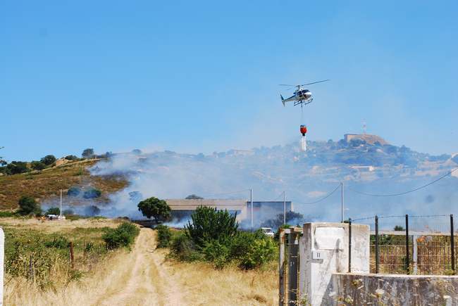 Olbia, incendio a Spiritu Santu