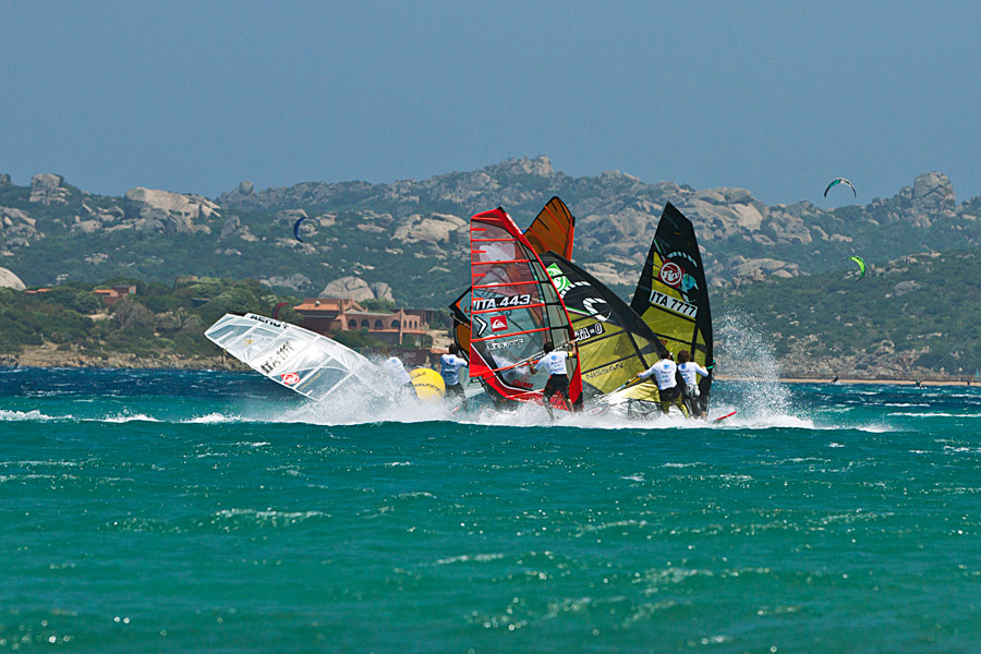 Moby e Tirrenia: ecco gli sconti per i windsurfisti