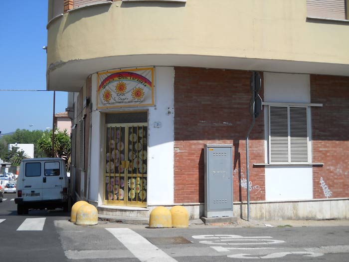 Olbia, scuola sequestrata: le maestre respingono le accuse. I genitori: ci fidiamo di loro