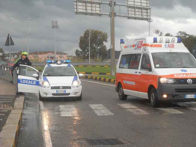 Olbia, lite parcheggio: la mamma cerca testimoni