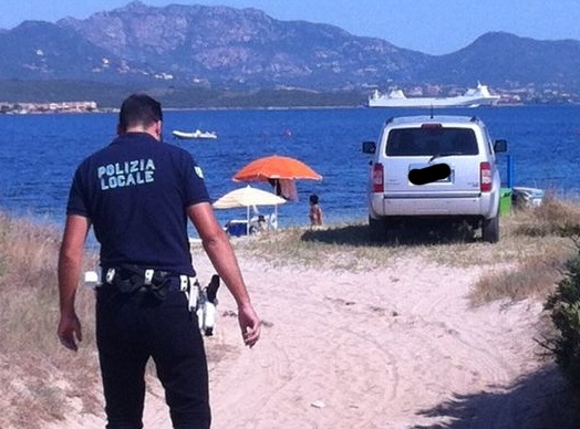 Olbia, Suv vista mare a Bunte: turista multato dalla Polizia Locale
