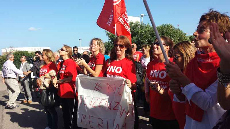 Vertenza Meridiana: lavoratori occupano sede Air Italy