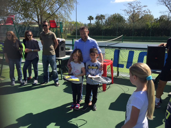 Tennis Club Terranova: premiati 2 bimbi con borse di studio tennis