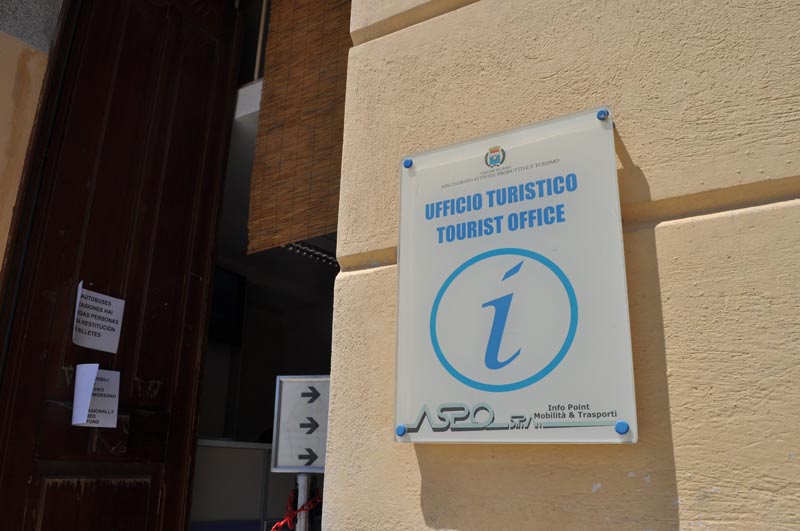 Olbia. Chiusura Ufficio Turistico e Info Point ASPO