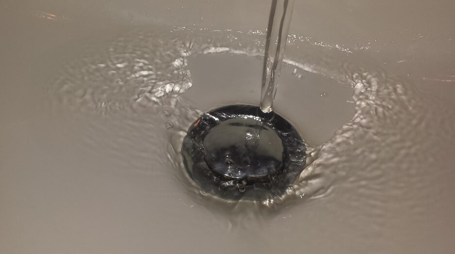 Acqua gialla: ecco le analisi ufficiali divise per data e zona