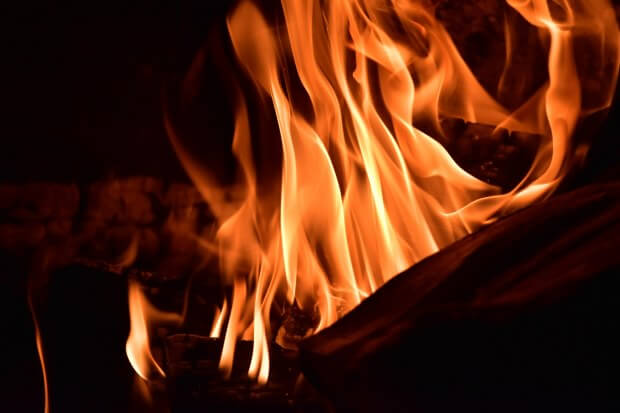 Olbia: chiosco in fiamme a Marinella