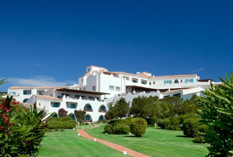 Costa Smeralda: revocato il sequestro degli hotel