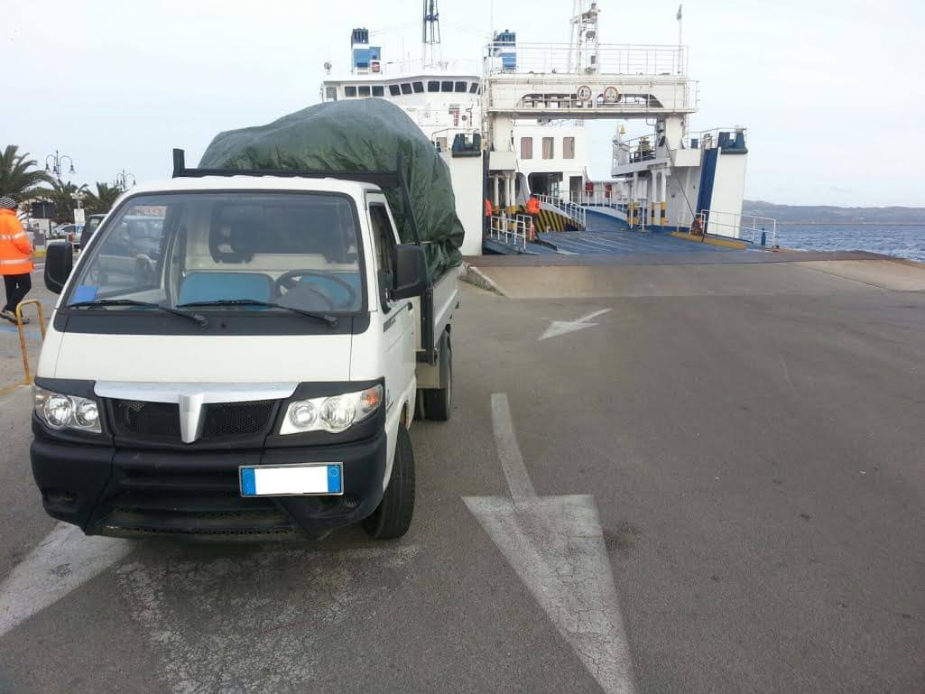 Imbarca merce infiammabile sul traghetto: pesante sanzione