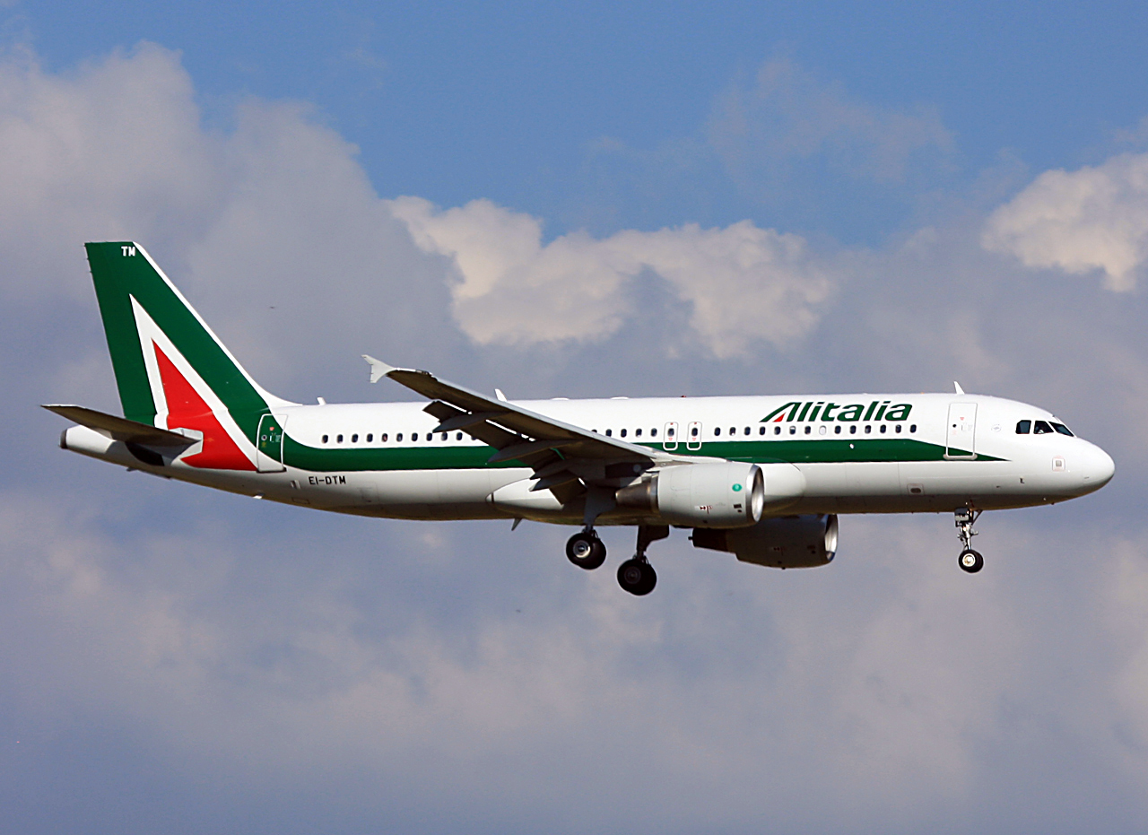 Continuità territoriale: Solinas convoca Alitalia