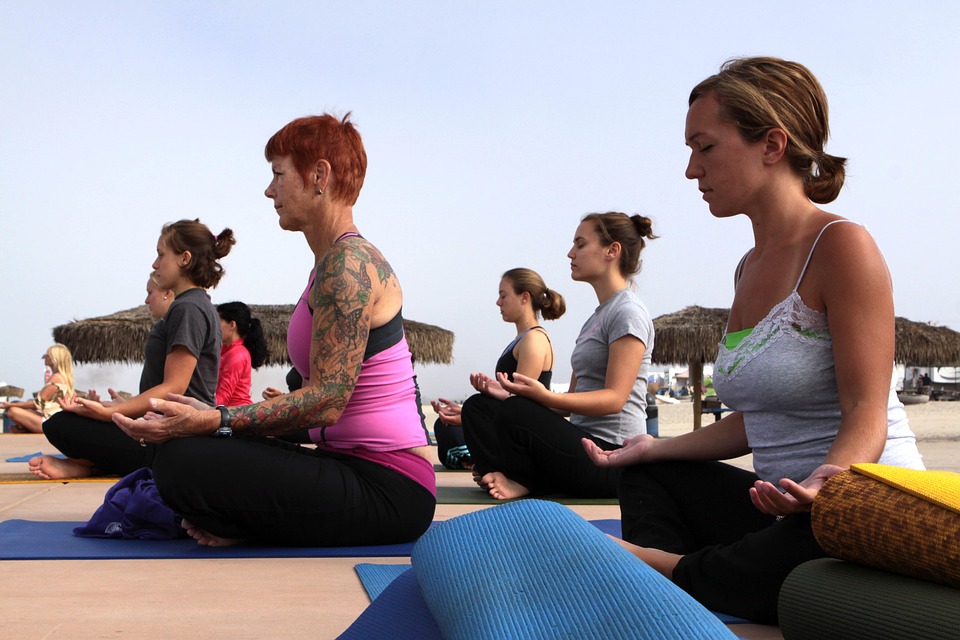 Olbia, parte il corso gratuito di yoga integrale