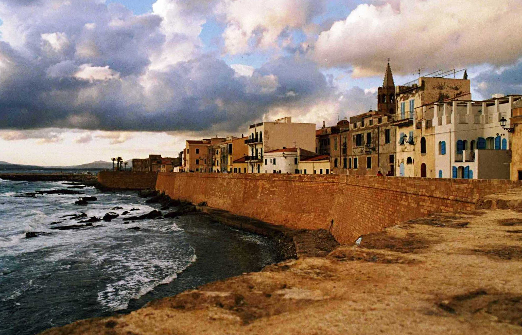 Le spiagge di Alghero elette tra le più belle e frequentate d’Italia