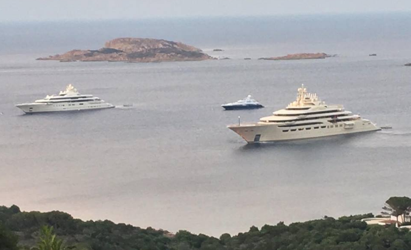 Super yacht in Costa Smeralda: ecco Dilbar e Ona