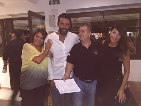 Gigi Buffon e Ilaria D'Amico scelgono San Teodoro per le loro vacanze