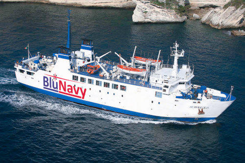 Santa Teresa Gallura: stop per il traghetto della Blu Navy per un guasto