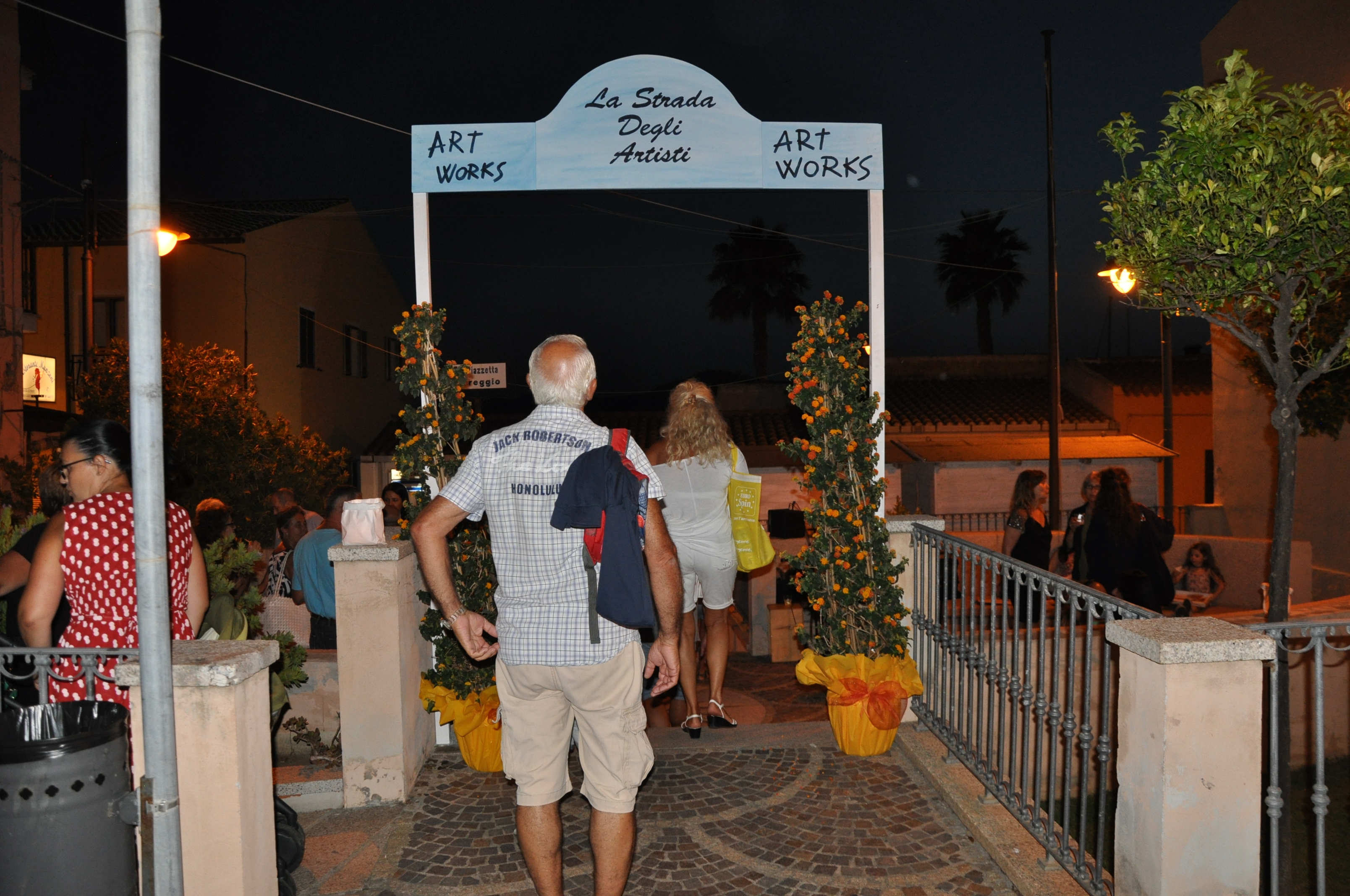 A Golfo Aranci, Via dei Caduti diventa per l'estate la Strada degli Artisti