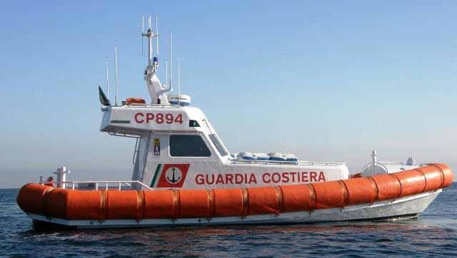 Olbia, imbarcavano acqua davanti Tavolara: salve 5 persone