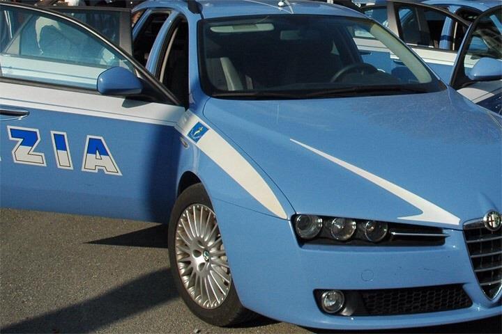 Fermato per droga sferra  calci agli agenti: arrestato 19enne