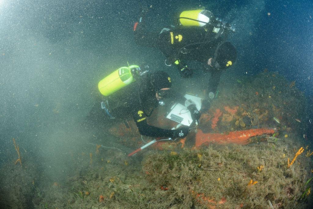 La Maddalena: recuperati reperti di Età Imperiale a 30 m di profondità
