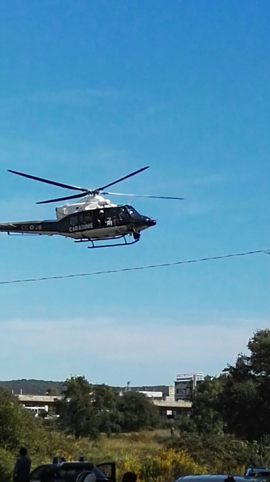 Elicottero dei Carabinieri di Olbia in volo per operazione antidroga nel Nuorese