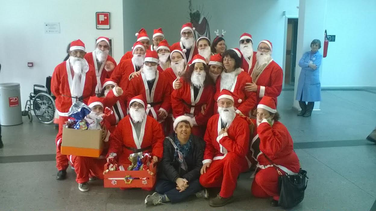 Olbia: i Babbi Natale visitano i pazienti del reparto di Pediatria