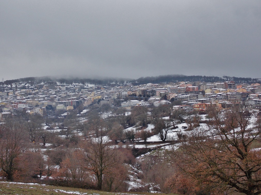 Meteo, torna il maltempo: arrivano pioggia e neve