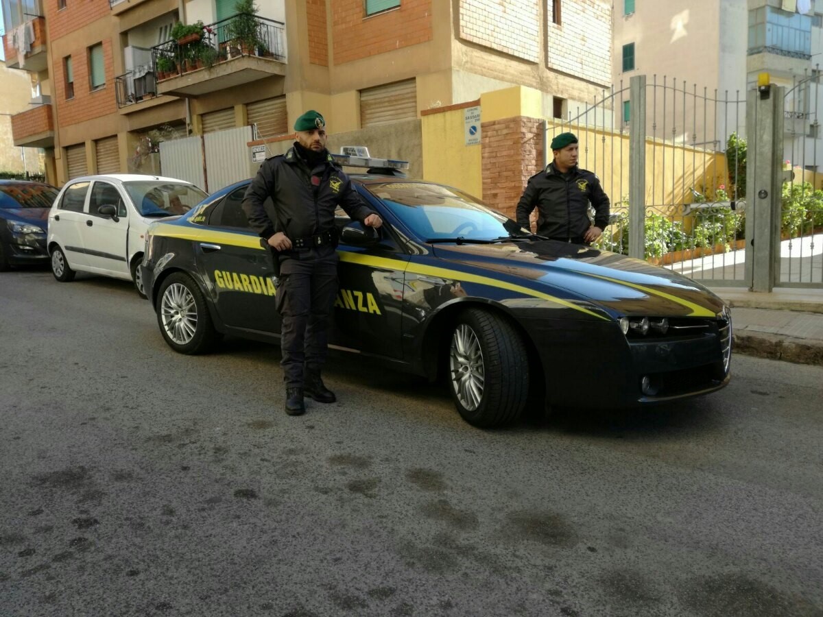 Olbia. Truffa, evasione e mandato di arresto internazionale: arrestato nobile romano