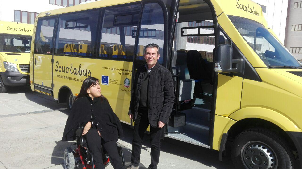 Trasporto scolastico: consegnati 7 nuovi scuolabus