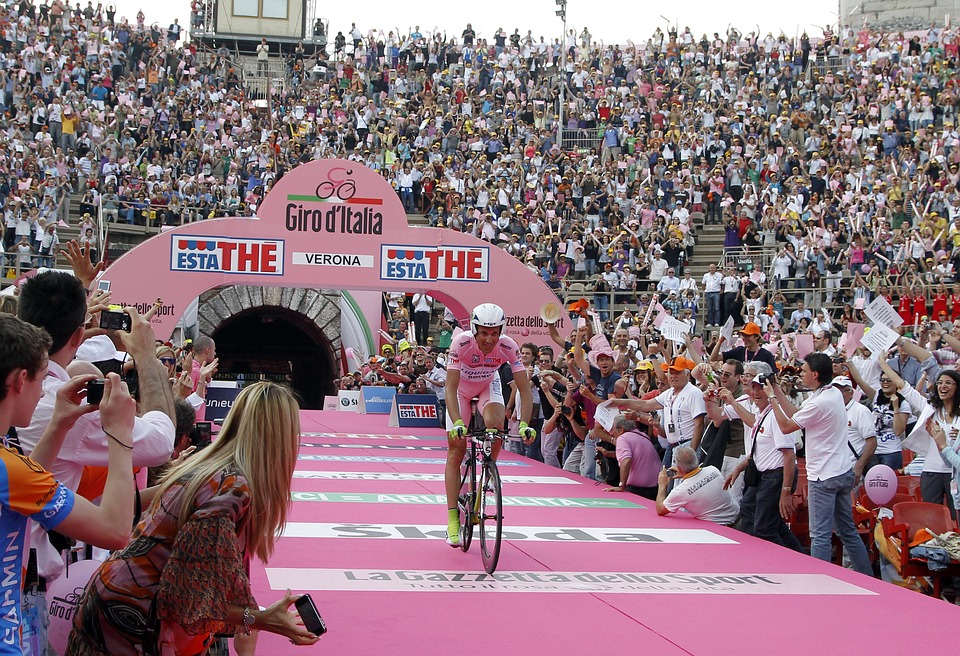 Giro d'Italia, prima tappa: ecco le strade chiuse al transito